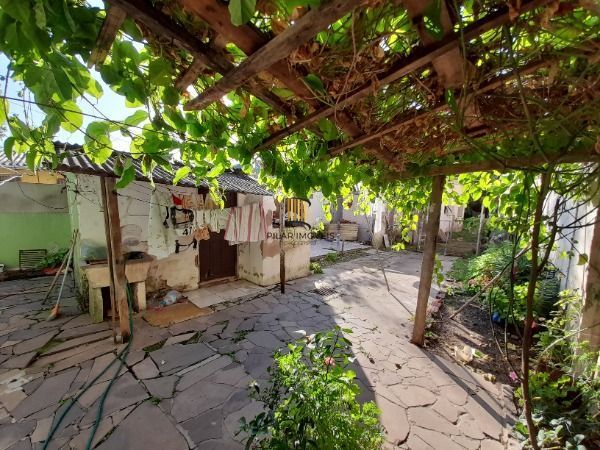 Casa para Venda - 140m², 2 dormitórios, 2 vagas - Hípica