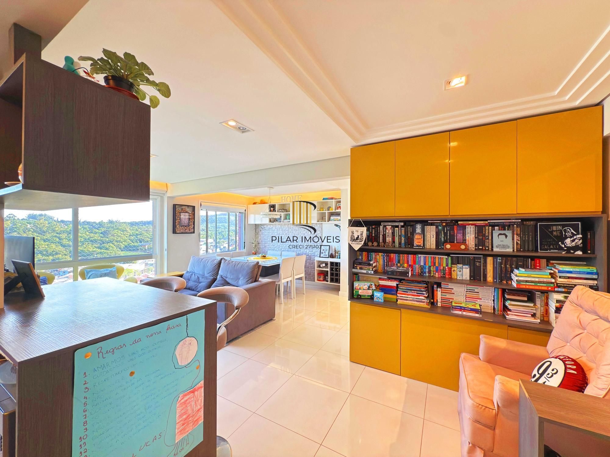 Apartamento Semimobiliado com Vista Panorâmica