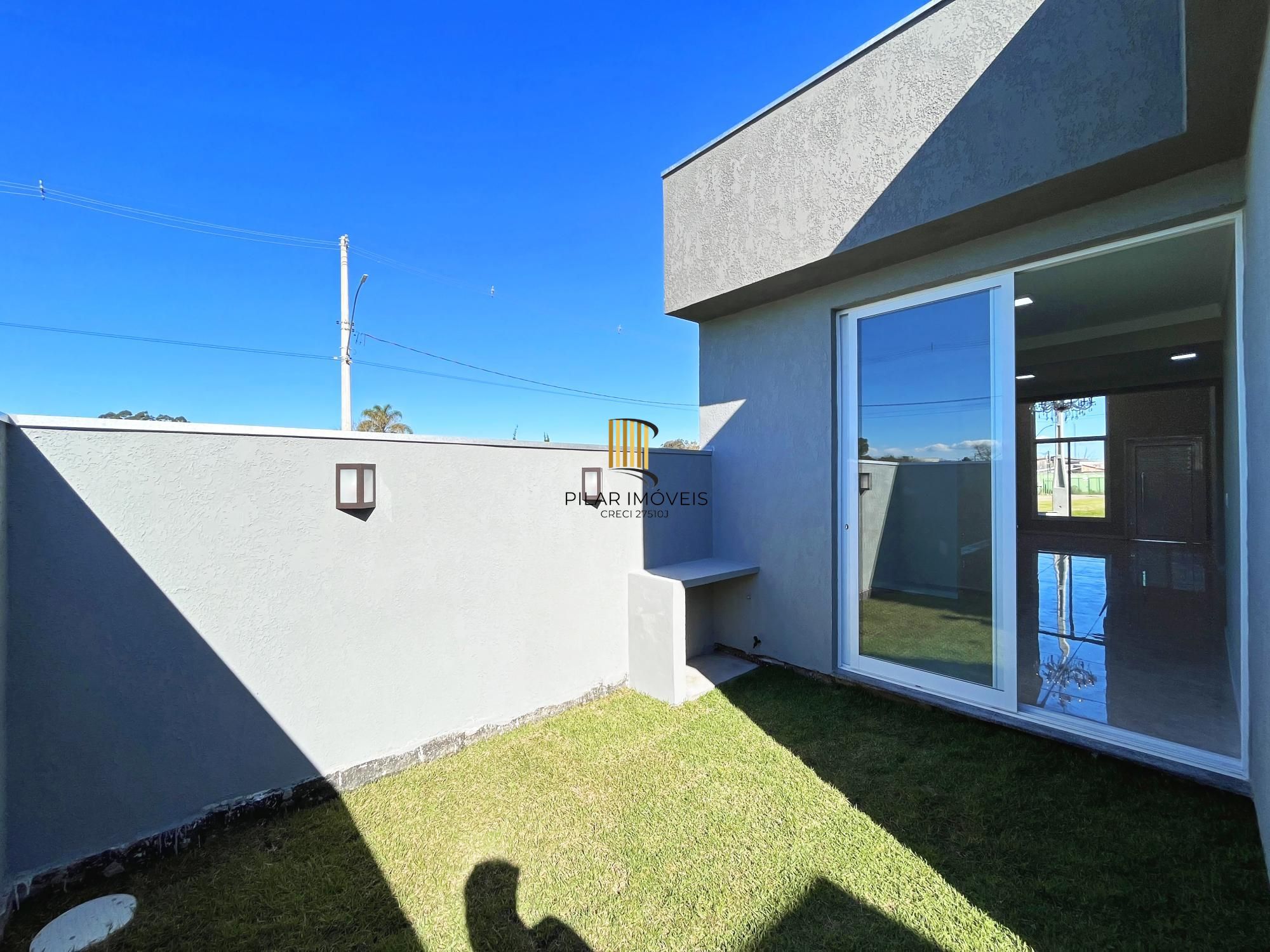 Casa Condominio em Porto Alegre, no bairro Hípica, com 3 dormitório(s), e 3 banheiros, à venda.