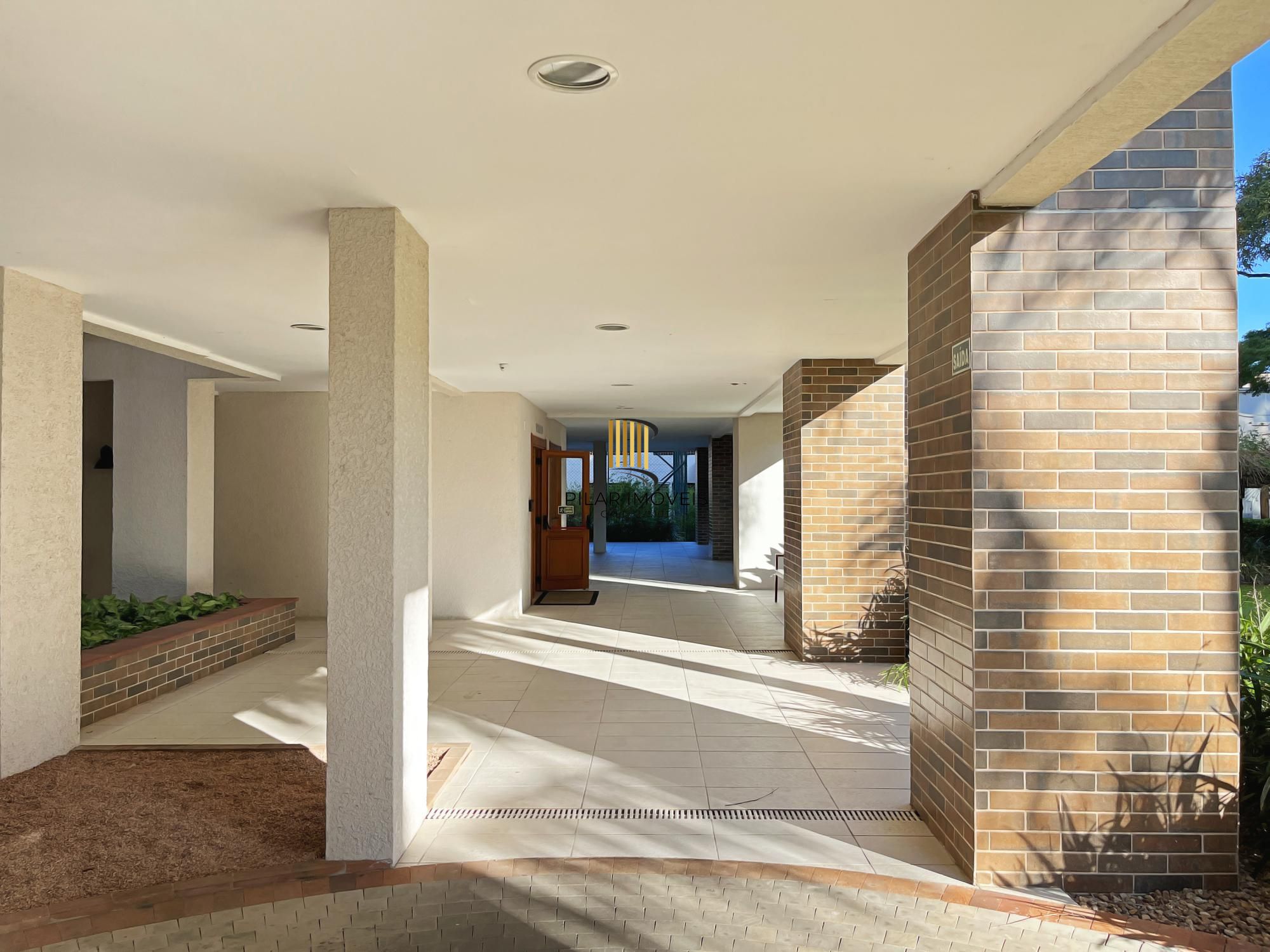 Excelente apartamento com 3 dormitório com 1 suíte á venda no bairro Tristeza.