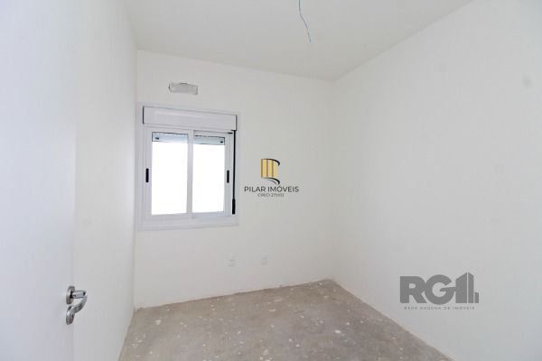 Casa Condominio em Porto Alegre, no bairro Hípica, com 3 dormitório(s), e 3 banheiros, à venda.