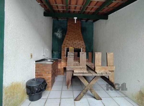 Apartamento em Porto Alegre, no bairro Vila Conceição, com 1 dormitório(s), e 1 banheiros, à venda.