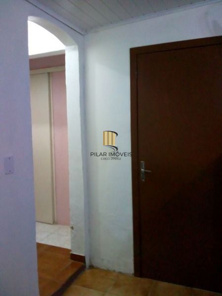 Casa para Venda - 92m², 3 dormitórios, 2 vagas - Restinga