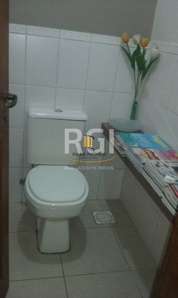 Casa Condominio para Venda - 240.5m², 3 dormitórios, sendo 1 suites, 2 vagas - Jardim Isabel