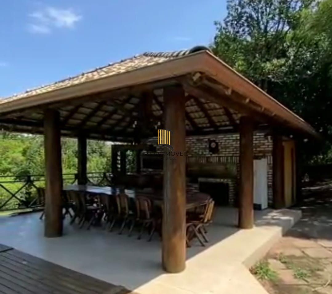 Sitio Urbano zona sul de Porto Alegre com 10.480m² - grande potencial de valorizaçao