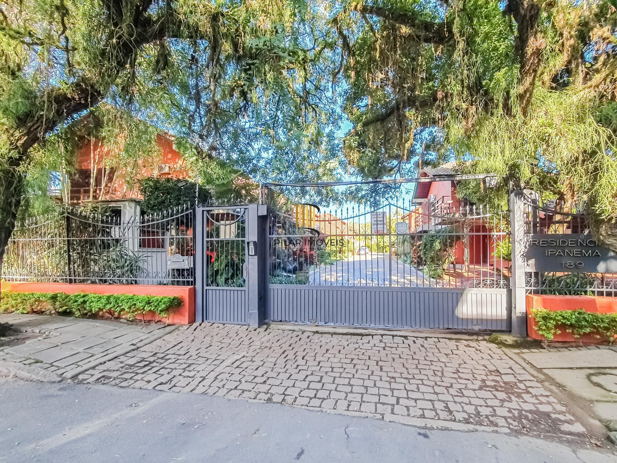 Casa em condomínio mobiliada, 3 dormitórios