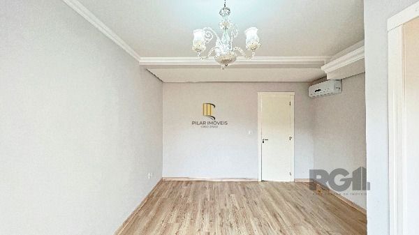 Casa para Venda - 166.54m², 3 dormitórios, sendo 3 suites, 2 vagas - Hípica
