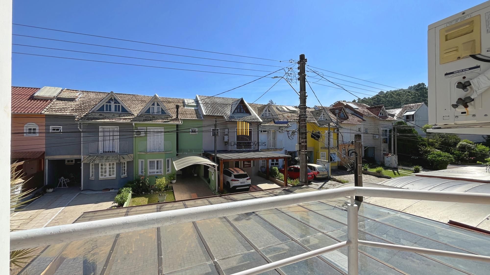 Casa de Condomínio 3 dormitórios no bairro Guarujá