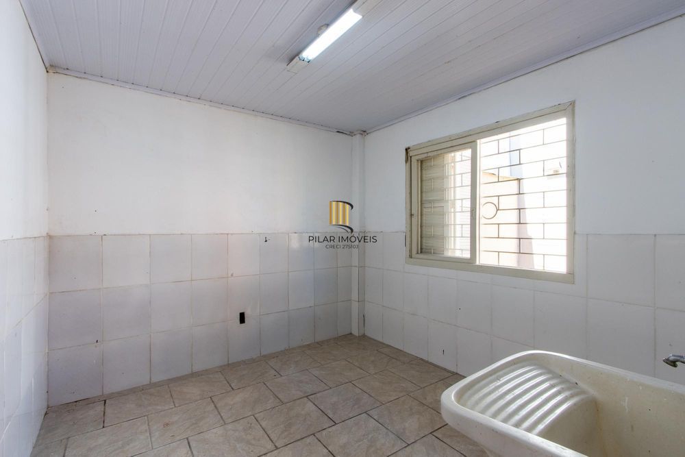 Casa 4 dormitórios no bairro Hípica