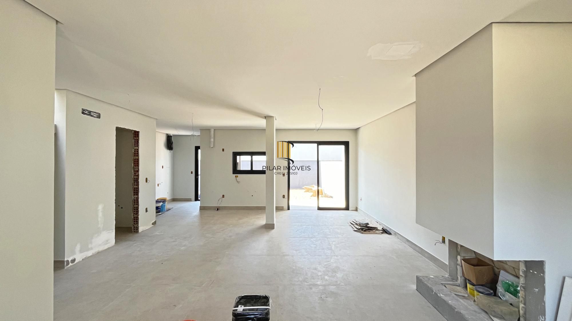Casa de Condomínio 3 dormitórios no bairro Hípica