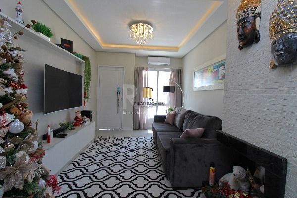 Casa para Venda - 107m², 0 dormitórios, sendo 2 suites, 1 vaga - Hípica