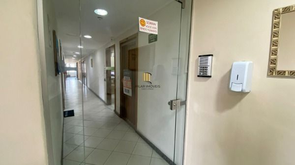 Conjunto/Sala em Porto Alegre, no bairro Tristeza, à venda.