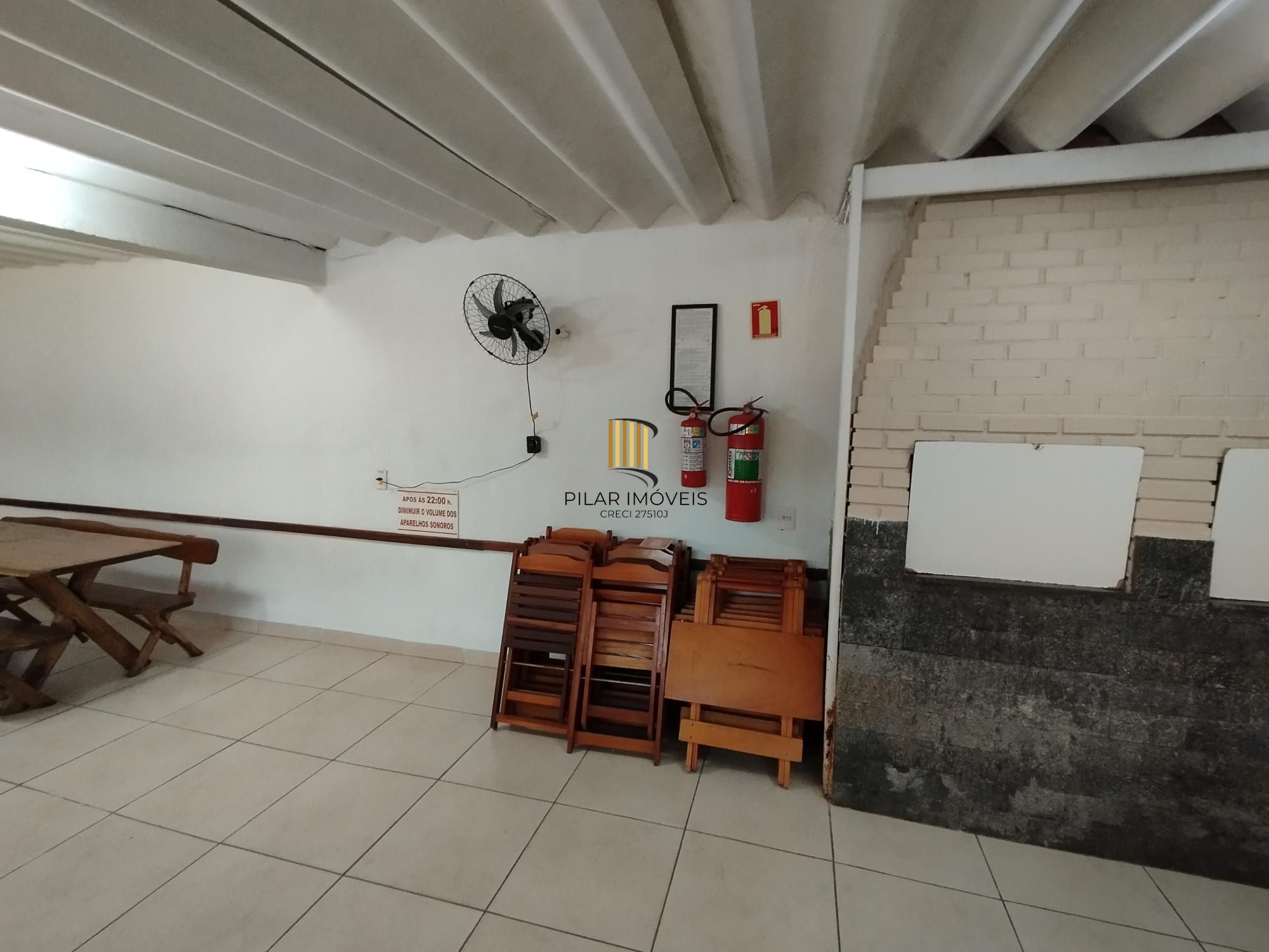 Apartamento 2 dormitórios no bairro Cristal