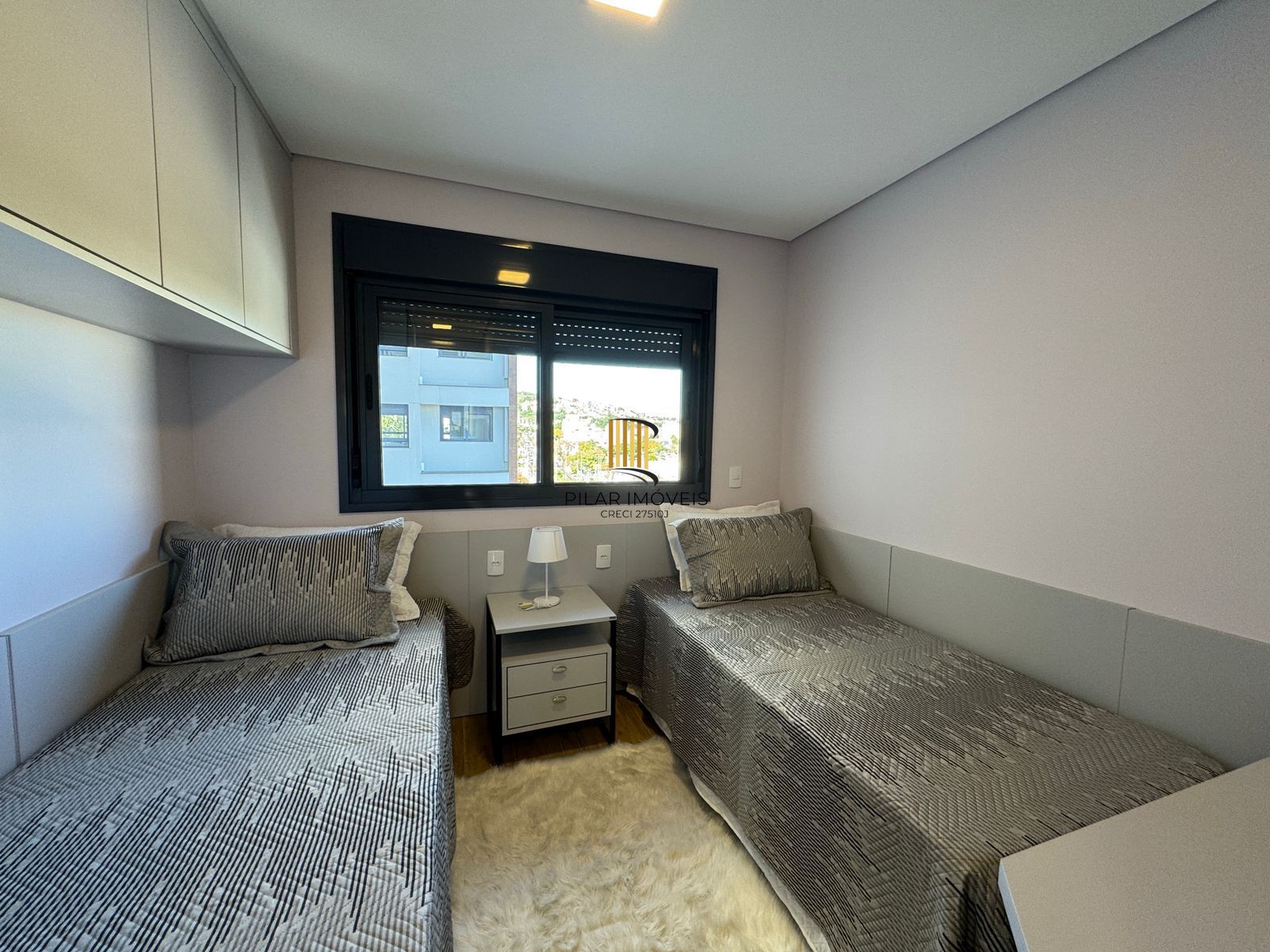 Apartamento 100 % Mobiliado, decorado, 2 dormitórios, 2 vagas , 68m² privativos
