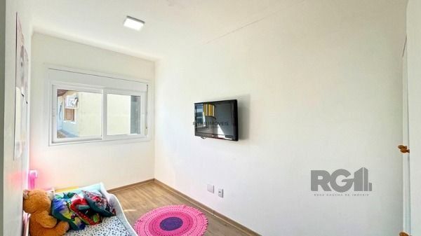 Casa em Porto Alegre, no bairro Hípica, com 2 dormitório(s), à venda.