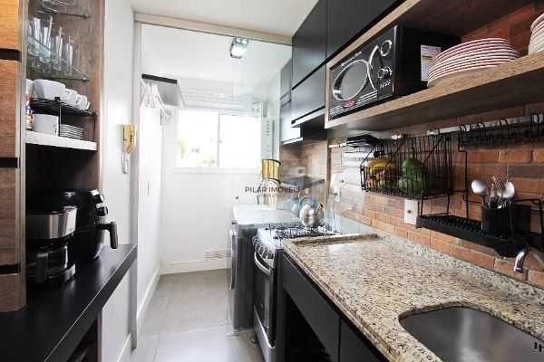 Apartamento em Porto Alegre, no bairro Cavalhada, com 2 dormitório(s), e 2 banheiros, à venda.
