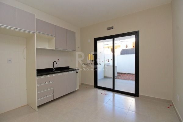 Casa para Venda - 85m², 2 dormitórios, sendo 2 suites, 1 vaga - Lagos De Nova Ipanema