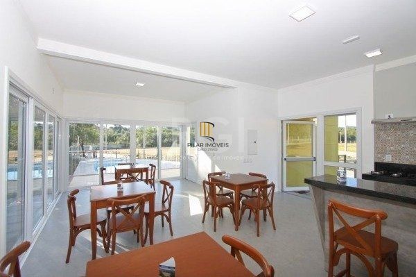Casa Condominio para Venda - 144m², 3 dormitórios, sendo 1 suites, 1 vaga - Vila Nova