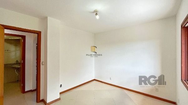 Casa para Venda - 144m², 2 dormitórios, 2 vagas - Lomba do Pinheiro