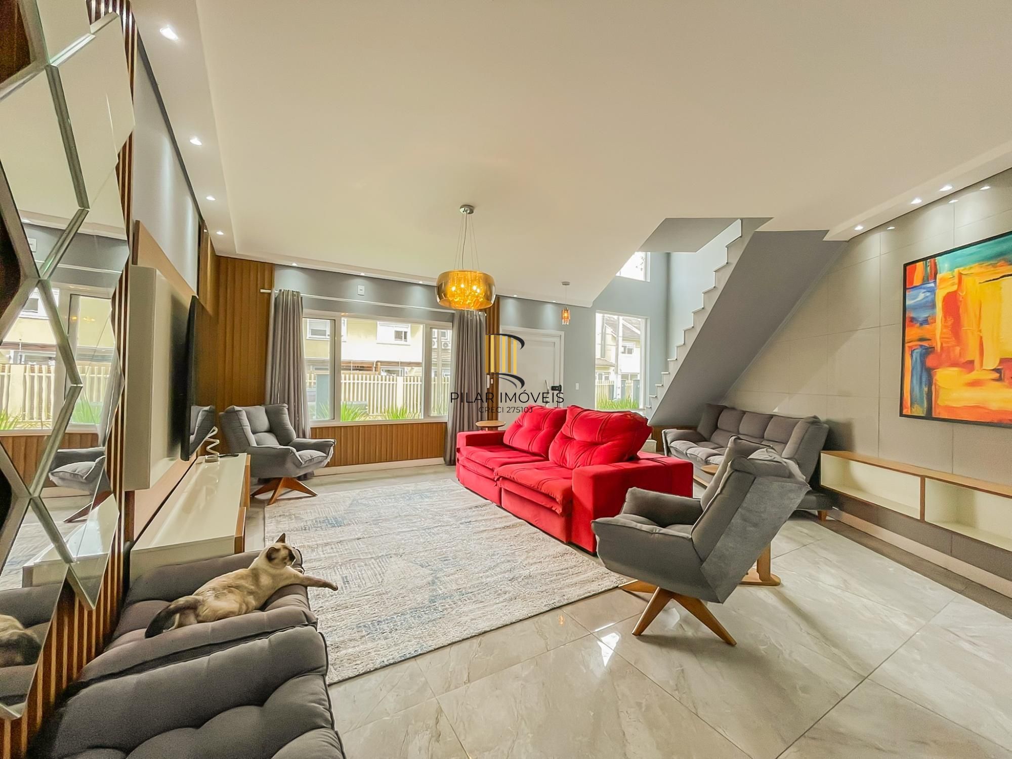 Casa 3 dormitórios no bairro Hípica