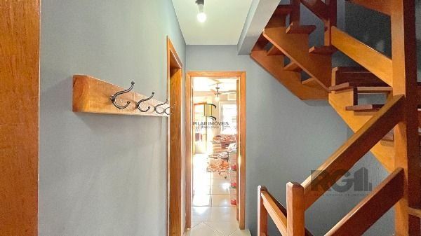 Casa Condominio em Porto Alegre, no bairro Cavalhada, com 3 dormitório(s), e 3 banheiros, à venda.