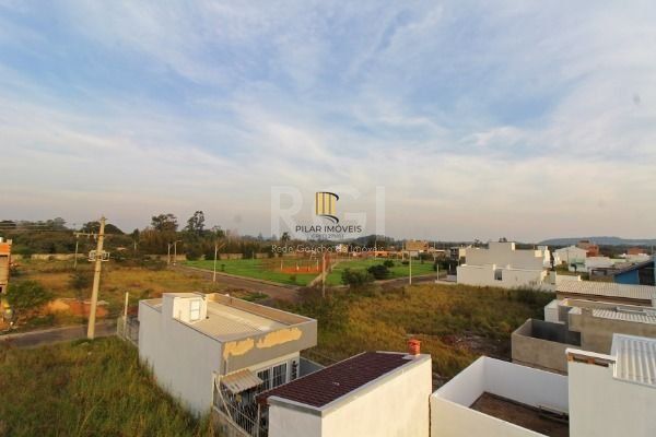 Casa para Venda - 217m², 3 dormitórios, sendo 1 suites, 2 vagas - Hípica