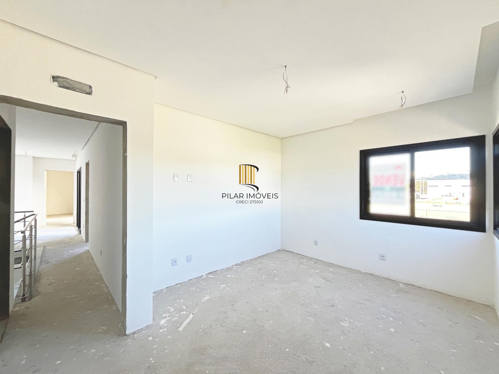 Casa em Porto Alegre, no bairro Hípica, com 3 dormitório(s), e 3 banheiros, à venda.