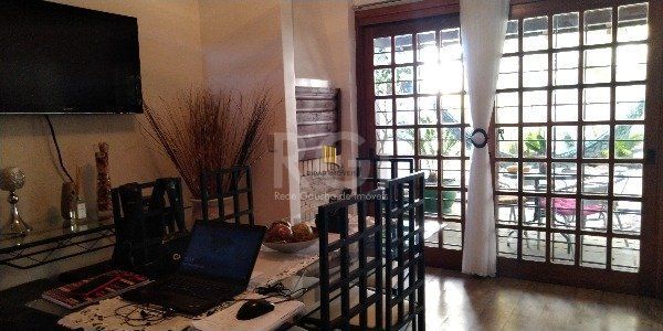 Casa para Venda - 176.28m², 3 dormitórios, sendo 1 suites, 2 vagas - Ipanema