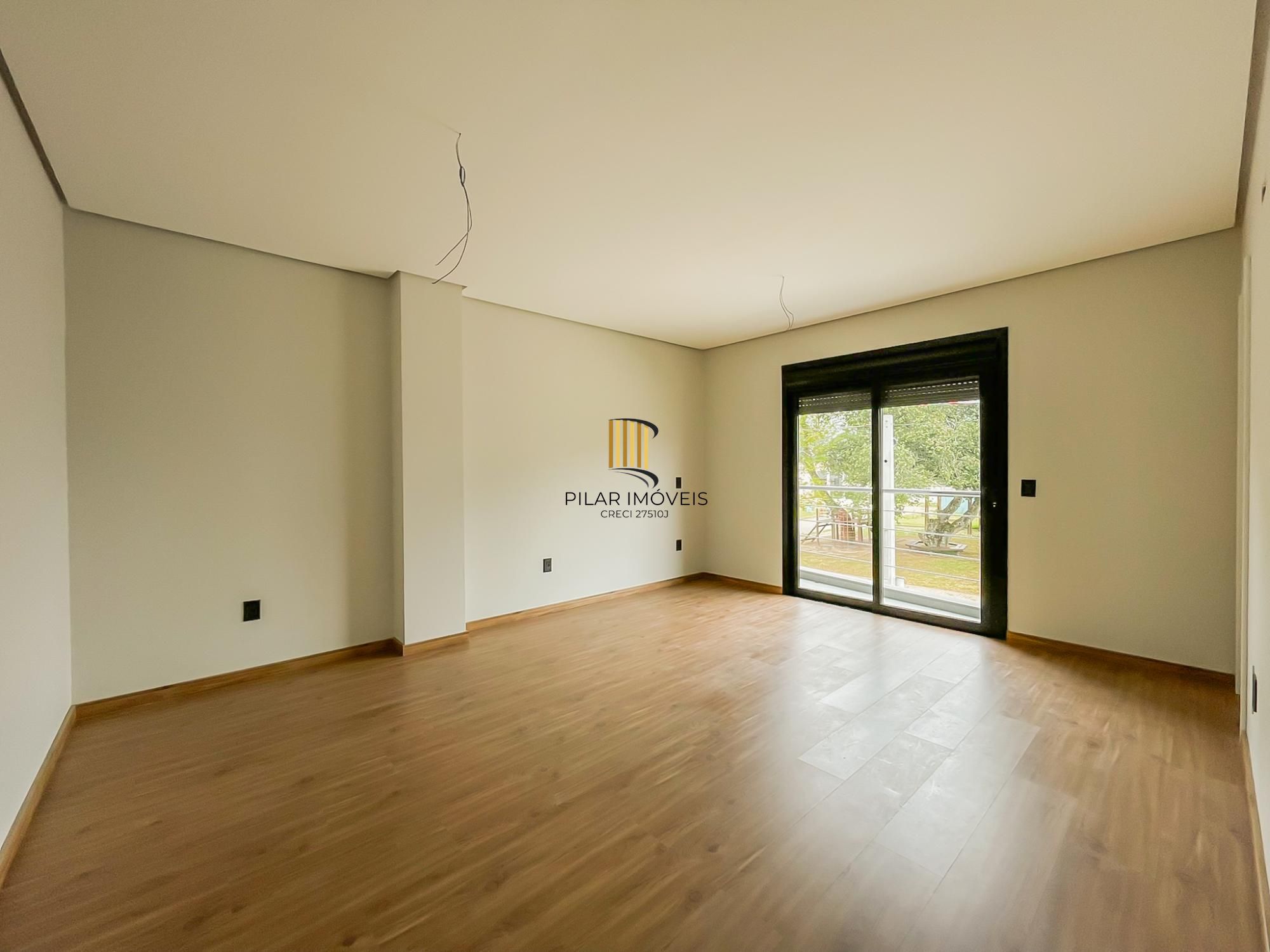 Casa de Condomínio 3 dormitórios no bairro Hípica