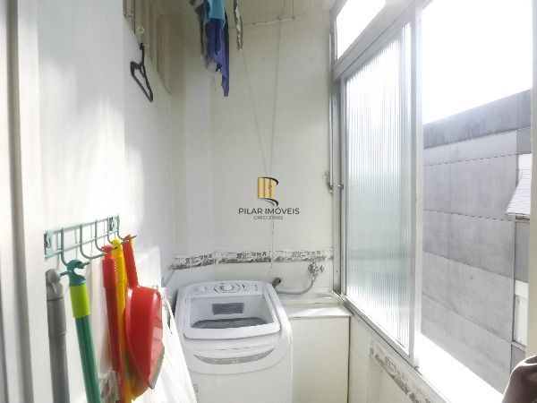 Apartamento para Venda - 80m², 3 dormitórios, 1 vaga - Menino Deus