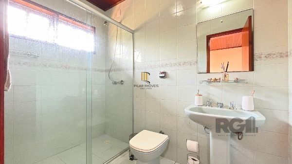 Casa 3 dormitórios no bairro Hípica