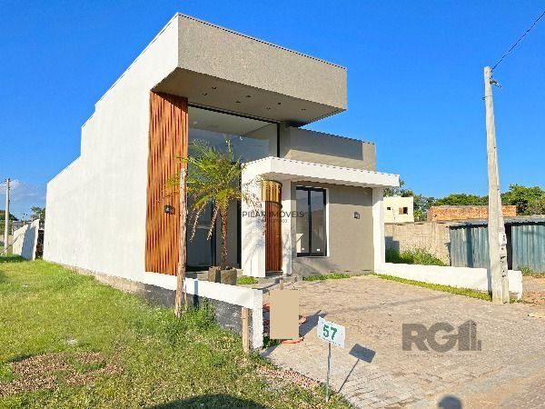 Casa Condominio em Porto Alegre, no bairro Hípica, com 3 dormitório(s), e 3 banheiros, à venda.
