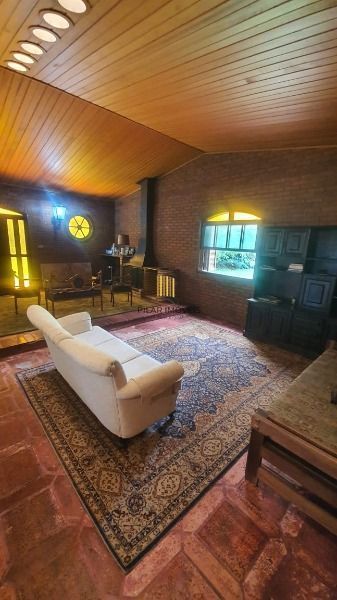 Sítio para Venda - 200m², 3 dormitórios, sendo 1 suites, 3 vagas - Lageado