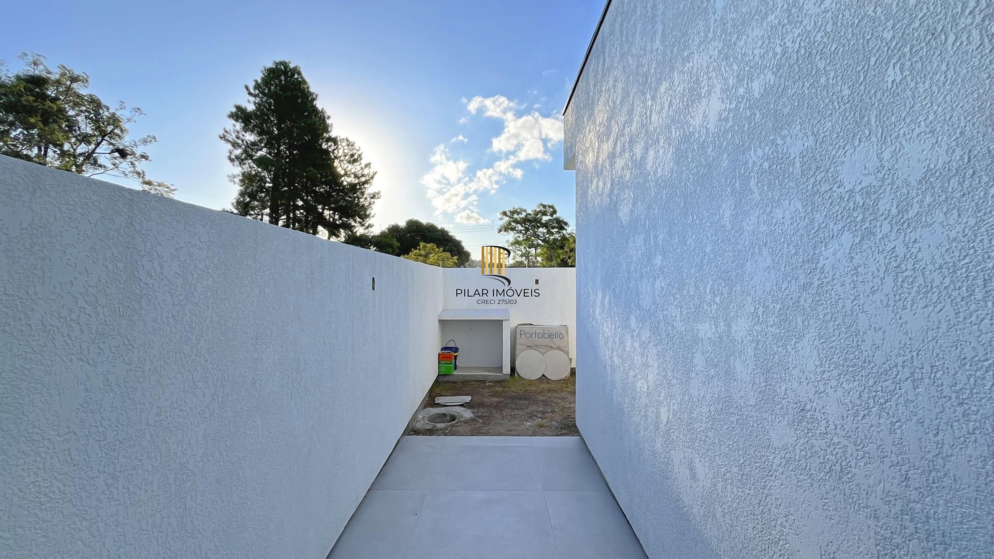 Casa de Condomínio 3 dormitórios no bairro Hípica
