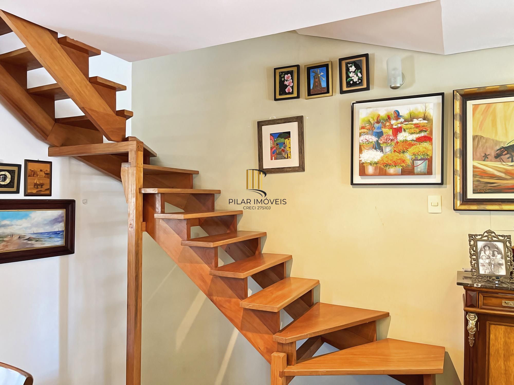 Casa de Condomínio 3 dormitórios no bairro Vila Nova