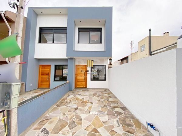 Casa para Venda - 96.5m², 2 dormitórios, sendo 2 suites, 2 vagas - Hípica