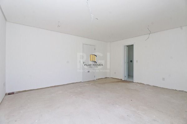 Casa Condominio para Venda - 364m², 3 dormitórios, sendo 3 suites, 2 vagas - Pedra Redonda