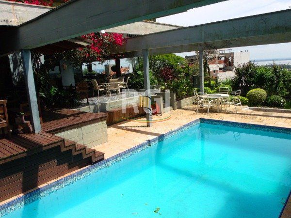 Casa para Venda - 700m², 4 dormitórios, sendo 4 suites, 6 vagas - Vila Conceição