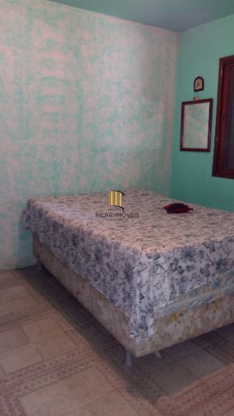Casa para Venda - 100m², 3 dormitórios, 6 vagas - Hípica