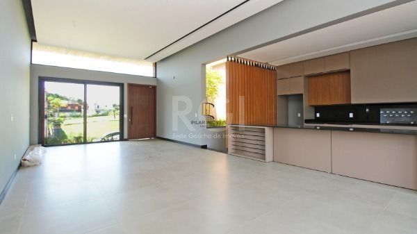 Casa Condominio para Venda - 300.29m², 4 dormitórios, sendo 4 suites, 2 vagas - Alphaville