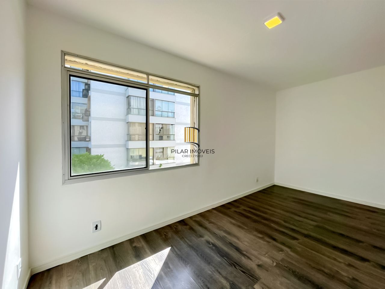 Apartamento 2 dormitórios no bairro Tristeza