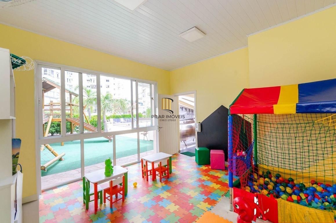 Apartamento Semimobiliado com Vista Panorâmica