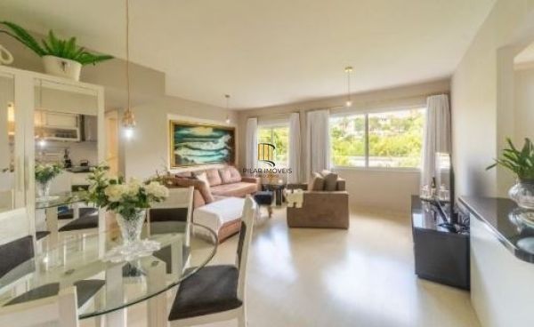 Apartamento em Porto Alegre, no bairro Santo Antônio, com 3 dormitório(s), e 3 banheiros, à venda.