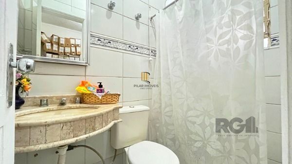 Casa para Venda - 320m², 5 dormitórios, sendo 3 suites, 8 vagas - Ipanema