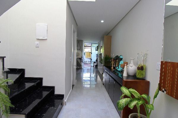 Casa para Venda - 107m², 0 dormitórios, sendo 2 suites, 1 vaga - Hípica