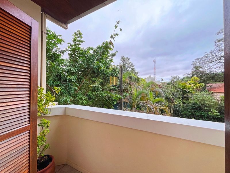 Casa 3 dormitórios no bairro Ipanema