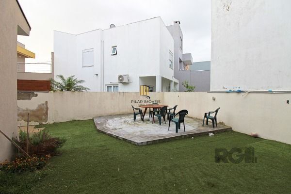Casa Condominio para Venda - 137m², 3 dormitórios, sendo 1 suites, 3 vagas - Hípica