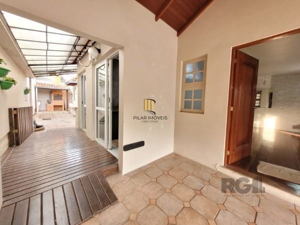 Casa Condominio em Porto Alegre, no bairro Hípica, com 3 dormitório(s), e 3 banheiros, à venda.