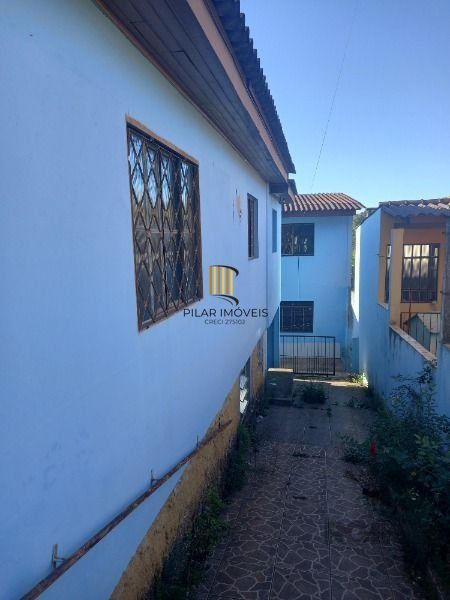 Casa em Porto Alegre, no bairro Cavalhada, com 3 dormitório(s), e 3 banheiros, à venda.