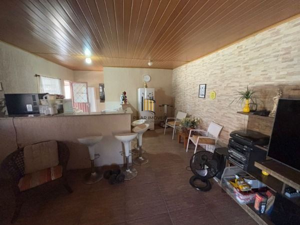 Casa 3 dormitórios no bairro Camaquã